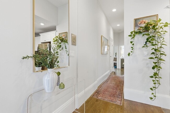 Building Photo - 80 W Concord St