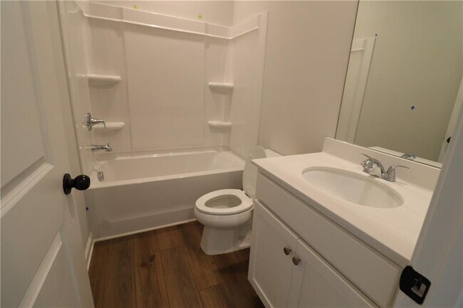 Building Photo - 2821 Beacon Bend Xing