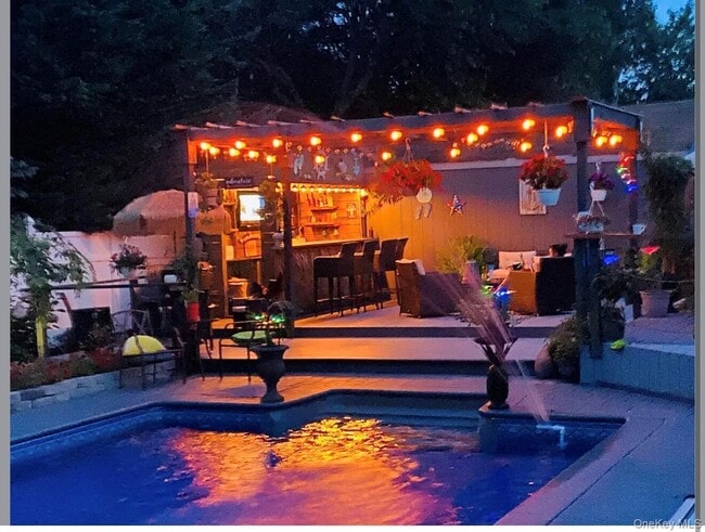 Building Photo - 143 N Summit Ave