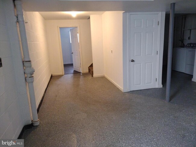 Building Photo - 14924 Belle Ami Dr
