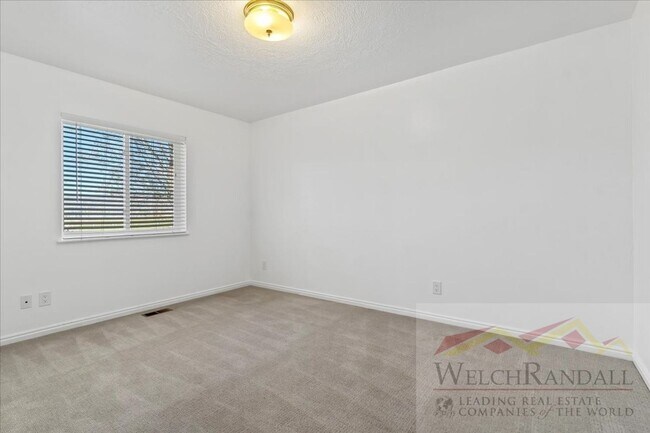 Building Photo - Your Ideal Heber Home: Spacious, Stylish, ...