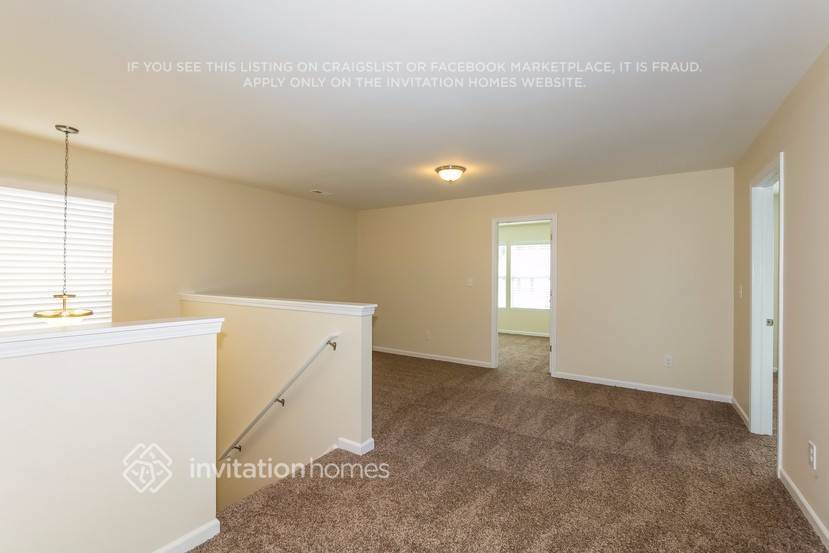 Building Photo - 10211 Daniel Dwayne Dr