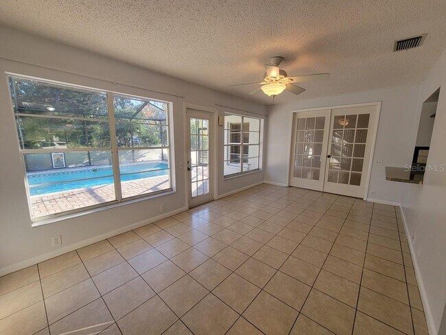 Building Photo - 8542 Braxton Dr