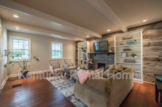 Building Photo - 6722 Athens Boonesboro Rd