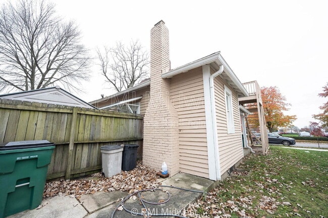 Building Photo - 411.5 S East St