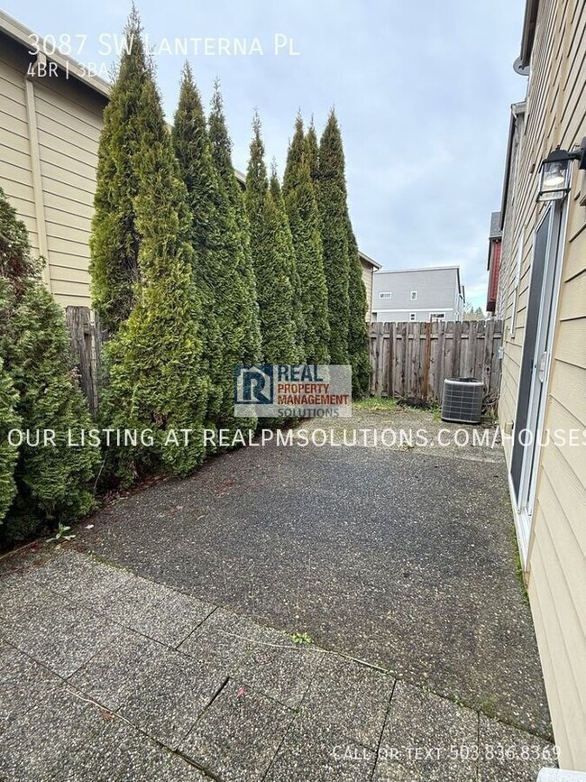 Building Photo - 3087 SW Lanterna Pl