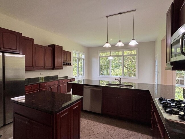 Building Photo - 8420 Redtail Dr