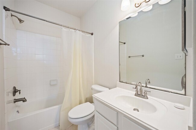 Building Photo - 24623 Blane Dr