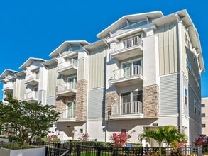 Building Photo - 508 Laurel Pk Dr