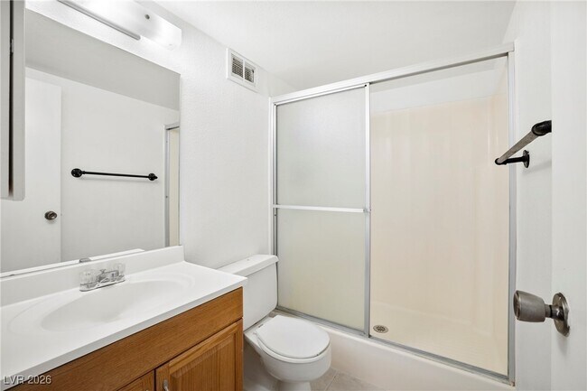 Building Photo - 3930 University Center Dr