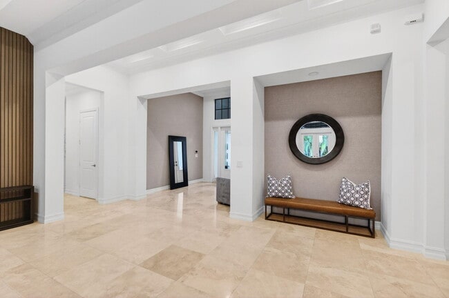 Building Photo - 17662 Cadena Dr