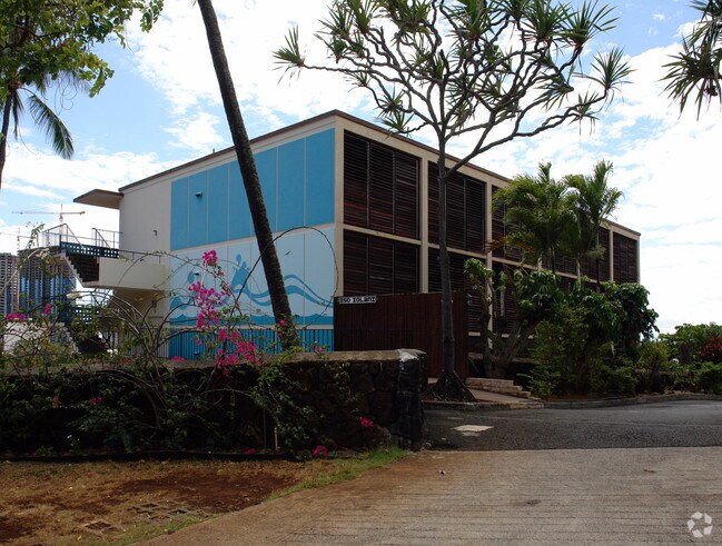 Building Photo - 250 Iolani Ave