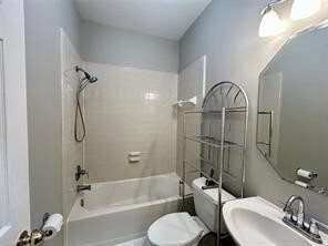 Building Photo - 16807 Laguna Springs Dr