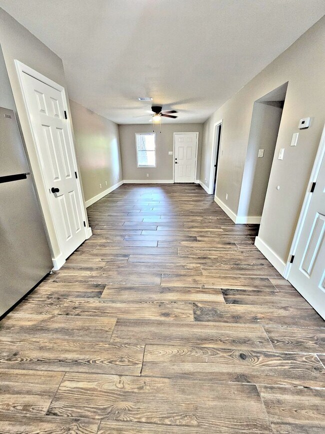 Building Photo - 2917 Wimberly Dr SW