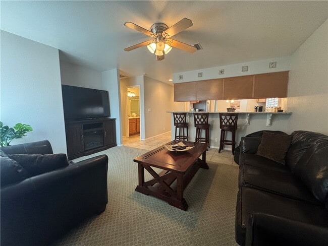 Building Photo - 726 Riverfront Dr