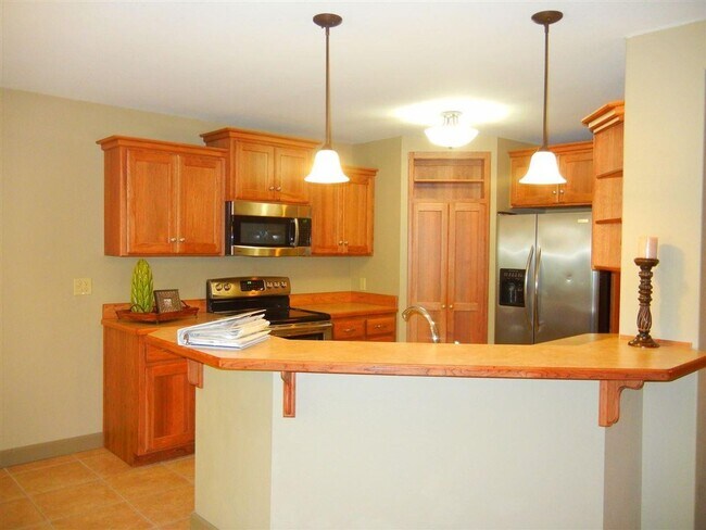 Building Photo - Italian Estates Property Management