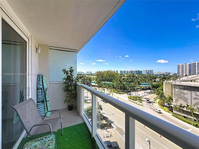 Building Photo - 19201 Collins Ave