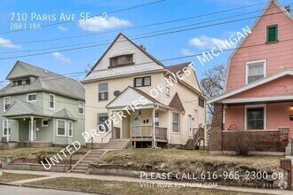Building Photo - 710 Paris Ave SE