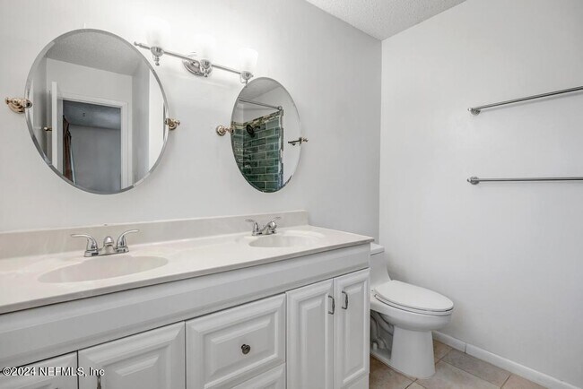 Building Photo - 695-A1A Jimmy Buffett Mem Hwy