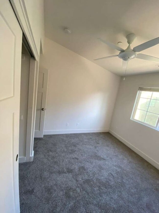 Building Photo - Beautiful 4 bedroom, 3.5 bathroom home in San Luis Obispo!