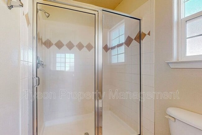 Building Photo - 9224 Ashfall Pl NW