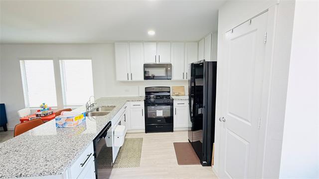 Building Photo - 217 Adelina Dr