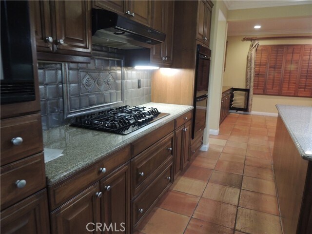 Building Photo - 7621 Stonegate Dr