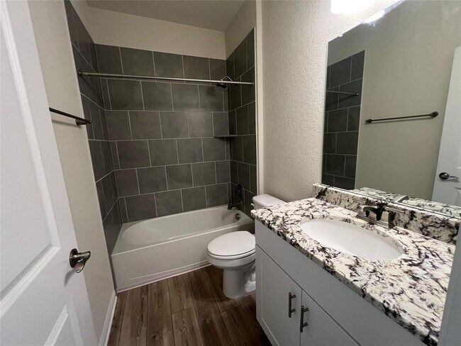 Building Photo - 101 Purple Sandpiper Ln