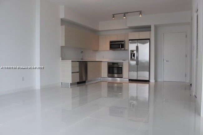 Building Photo - 4250 Biscayne Blvd