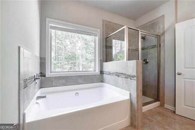 Building Photo - 5216 Apple Grove Rd NE