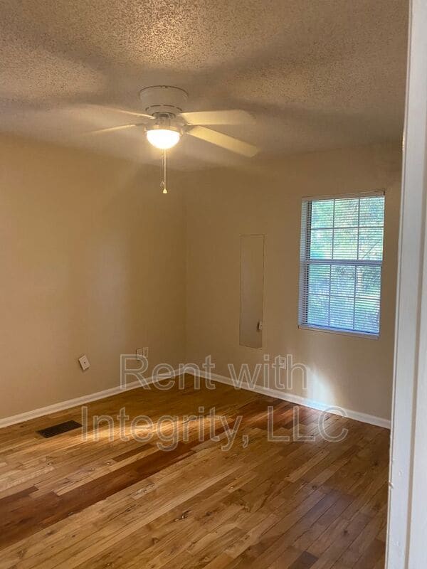 Building Photo - 2603 W Tharpe St