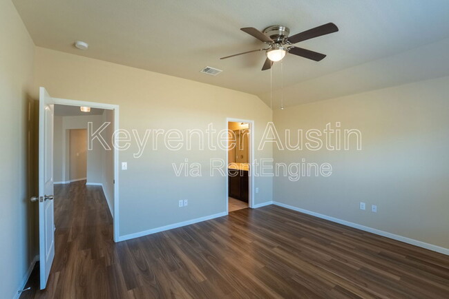 Building Photo - 5828 Roderick Dr