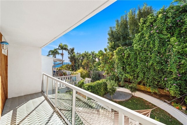 Building Photo - 1053 Oro St