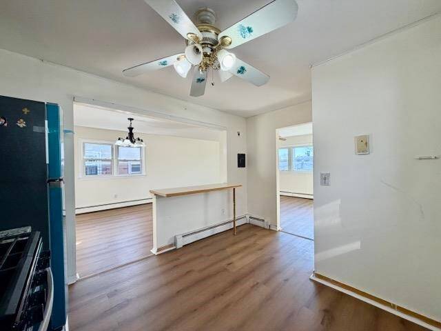 Building Photo - 71 Linnet St