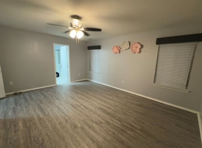 Building Photo - Coming soon... Move in May 8th, 2026