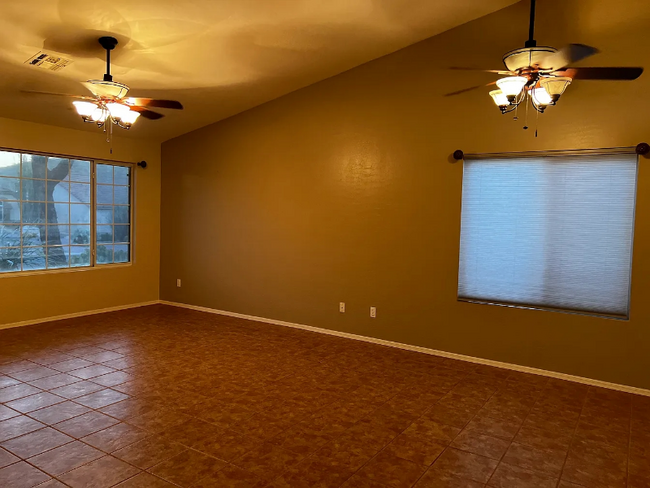 Building Photo - 4654 S Louie Lamour Dr