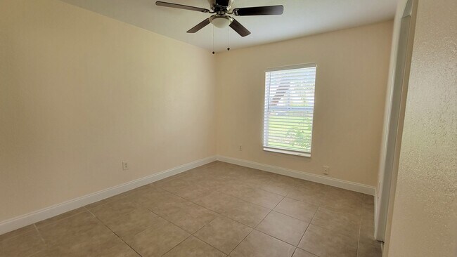 Building Photo - WINTER PARK: Goldenrod Condo - Ground Floo...