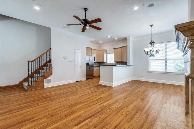 Building Photo - 1500 Pecos St
