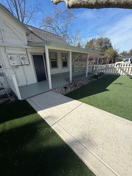 Building Photo - 4107 Smallwood Ln