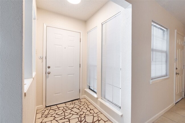 Building Photo - 5417 Knollridge Dr