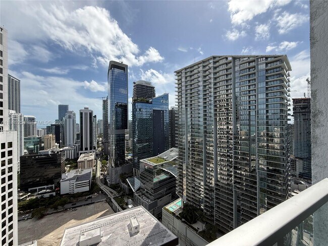 Building Photo - 55 SE 6th St