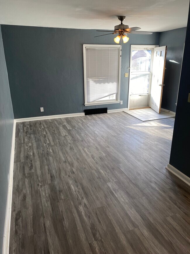 Building Photo - 2107 52nd St