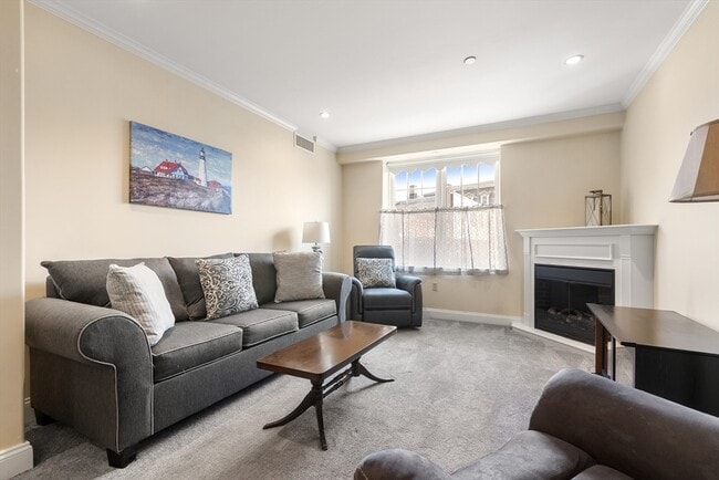 Building Photo - aivilla