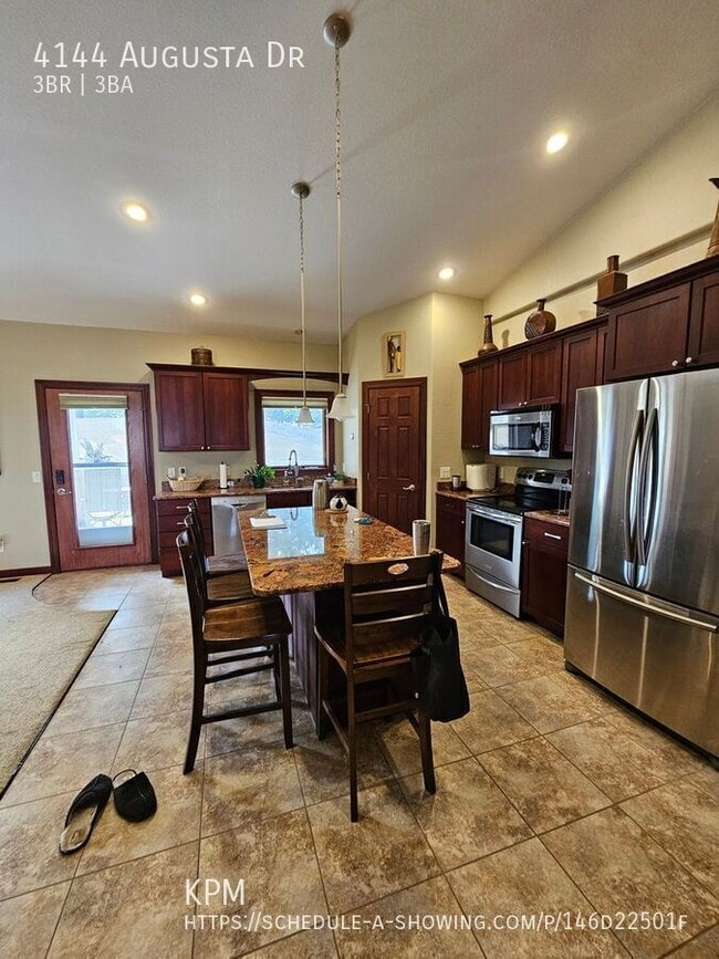 Building Photo - 4144 Augusta Dr