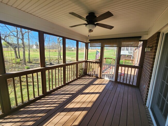 Building Photo - Spacious 3 bedroom 3 full bath condo for rent!!