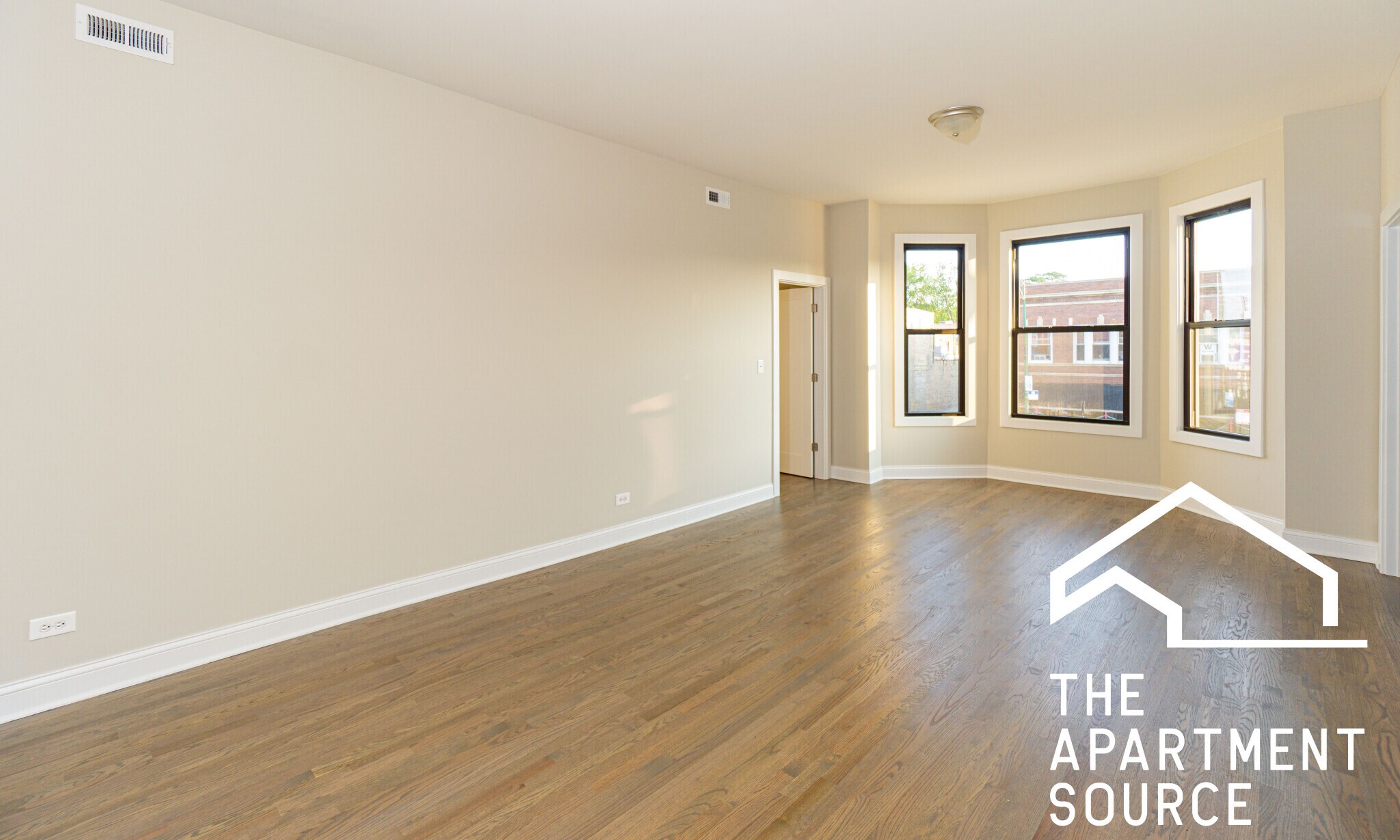 Building Photo - 3405 W Fullerton Ave