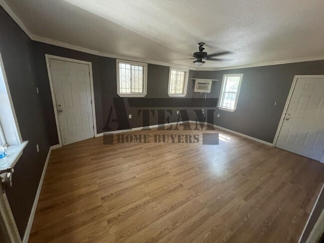 Building Photo - Cute 3 Bed 2 Bath for rent!