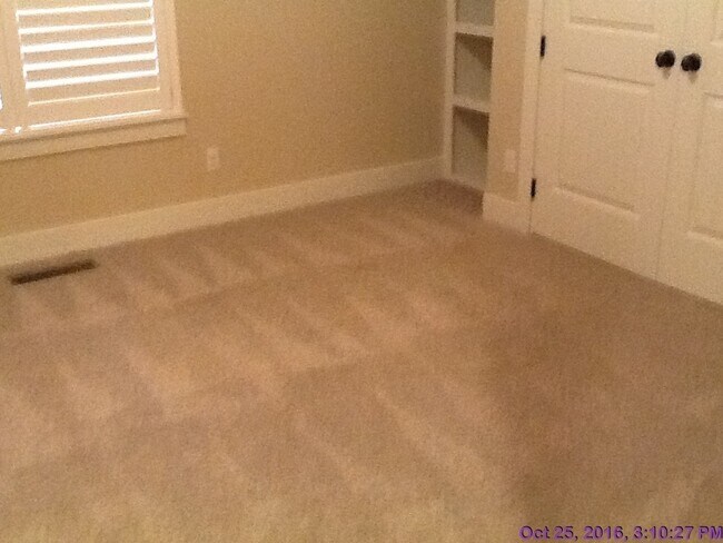 Building Photo - Beautiful home located  in Meridian