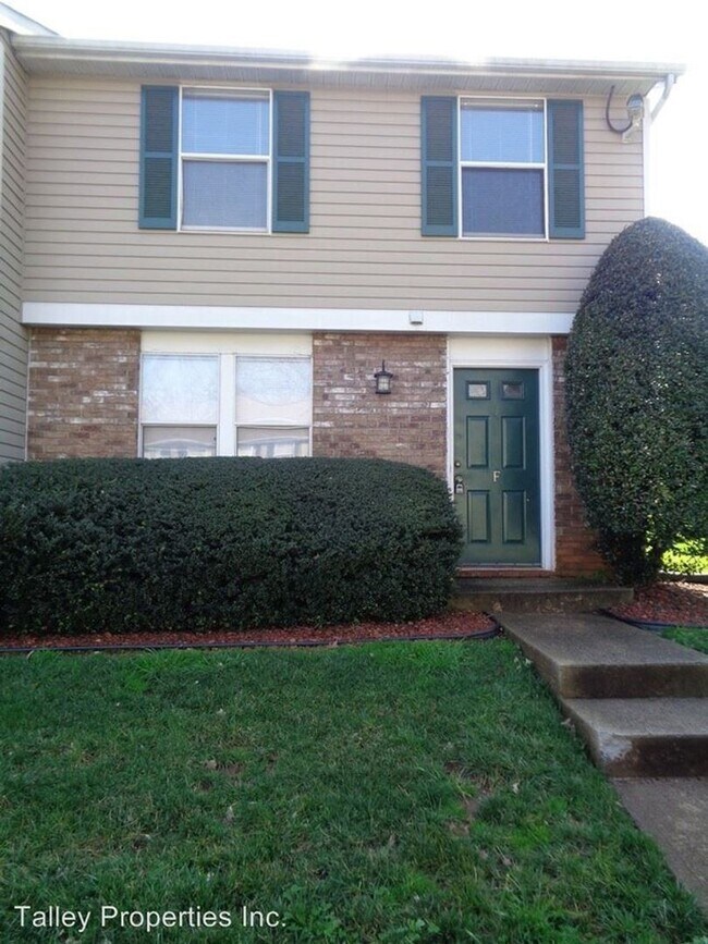 Building Photo - 9620F Vinca Circle
