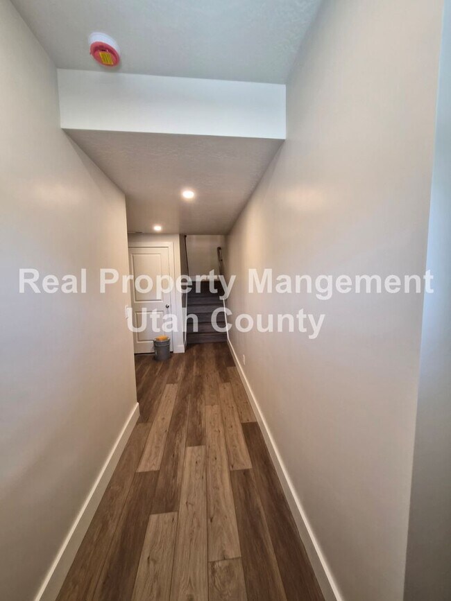Building Photo - 2172 Cape Fox Way